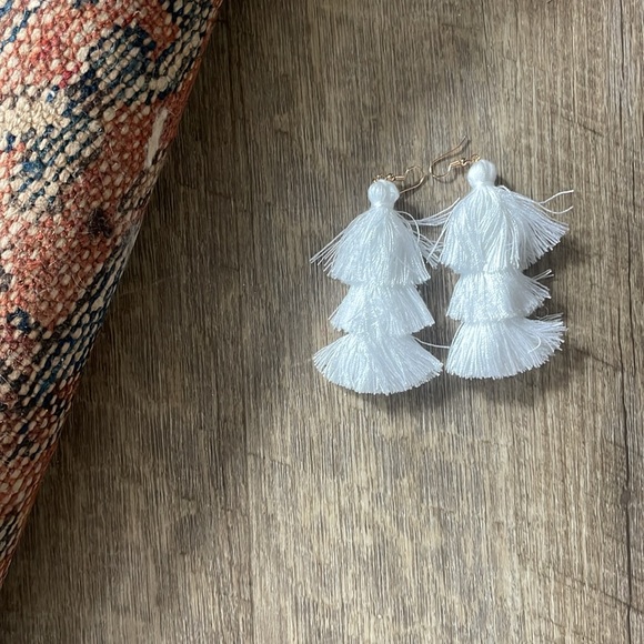 •| fringe earring bundle - Picture 3 of 7